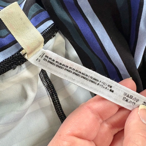 Free People Movement High Rise Striped Leggings size L - Picture 6 of 6